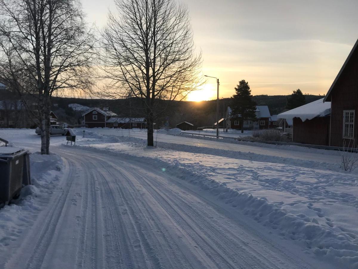 Asens Vandrarhem Uvboet Älvdalen Екстериор снимка